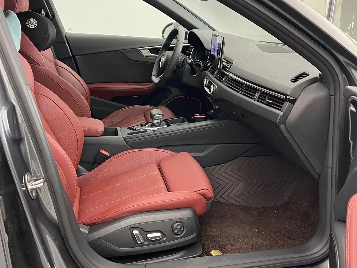 Audi A4L 2024 40 TFSI Luxury Dynamic фото 29