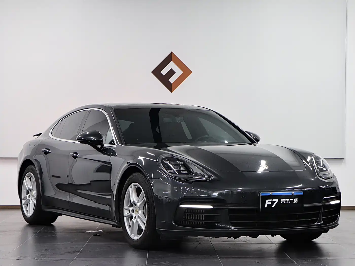 Porsche Panamera 2019 Panamera 2.9T фото 3