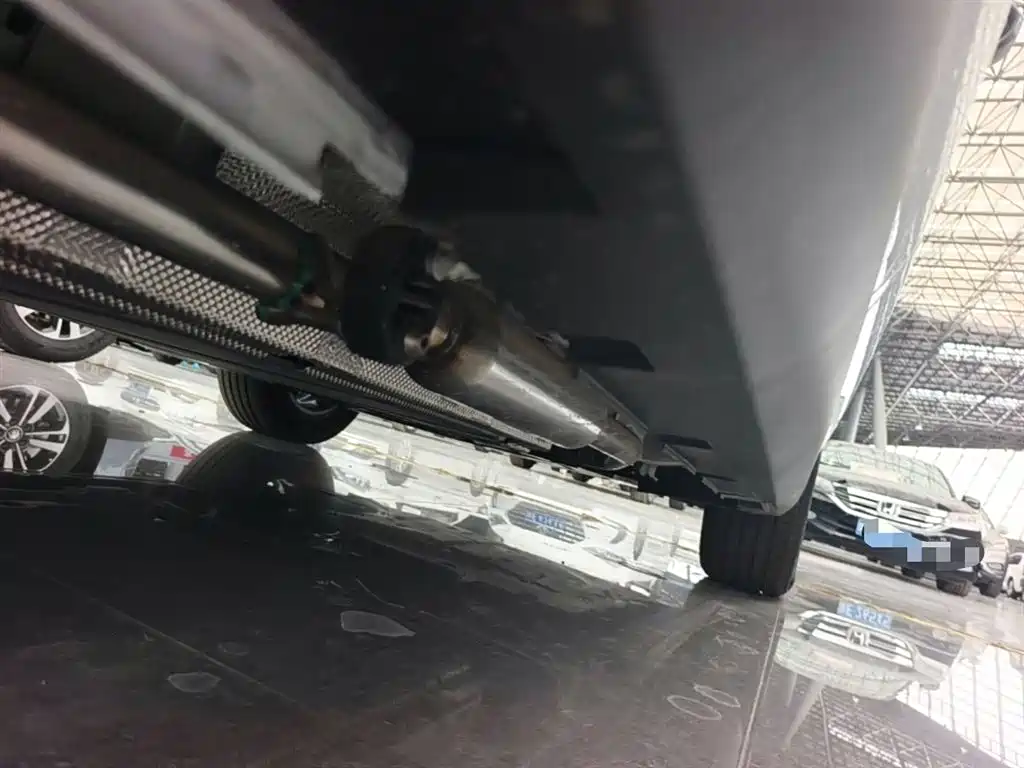 BYD Qin PLUS 2026 DM-i Smart Edition 128KM Progressive фото 21