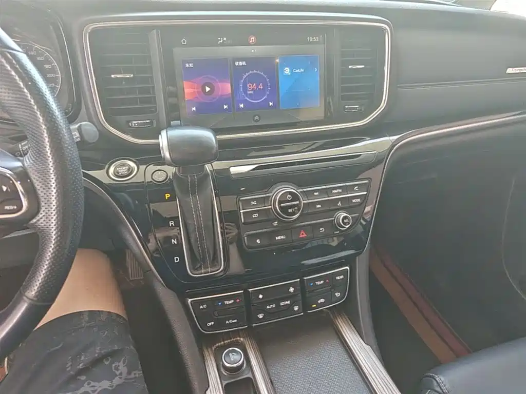 GAC Trumpchi Trumpchi M8 2018 320T Exclusive Edition фото 13