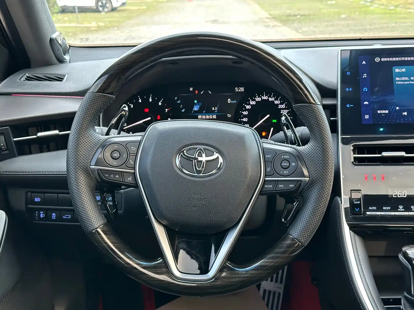 Toyota Avalon 2023 2.5L Luxury Edition фото 23