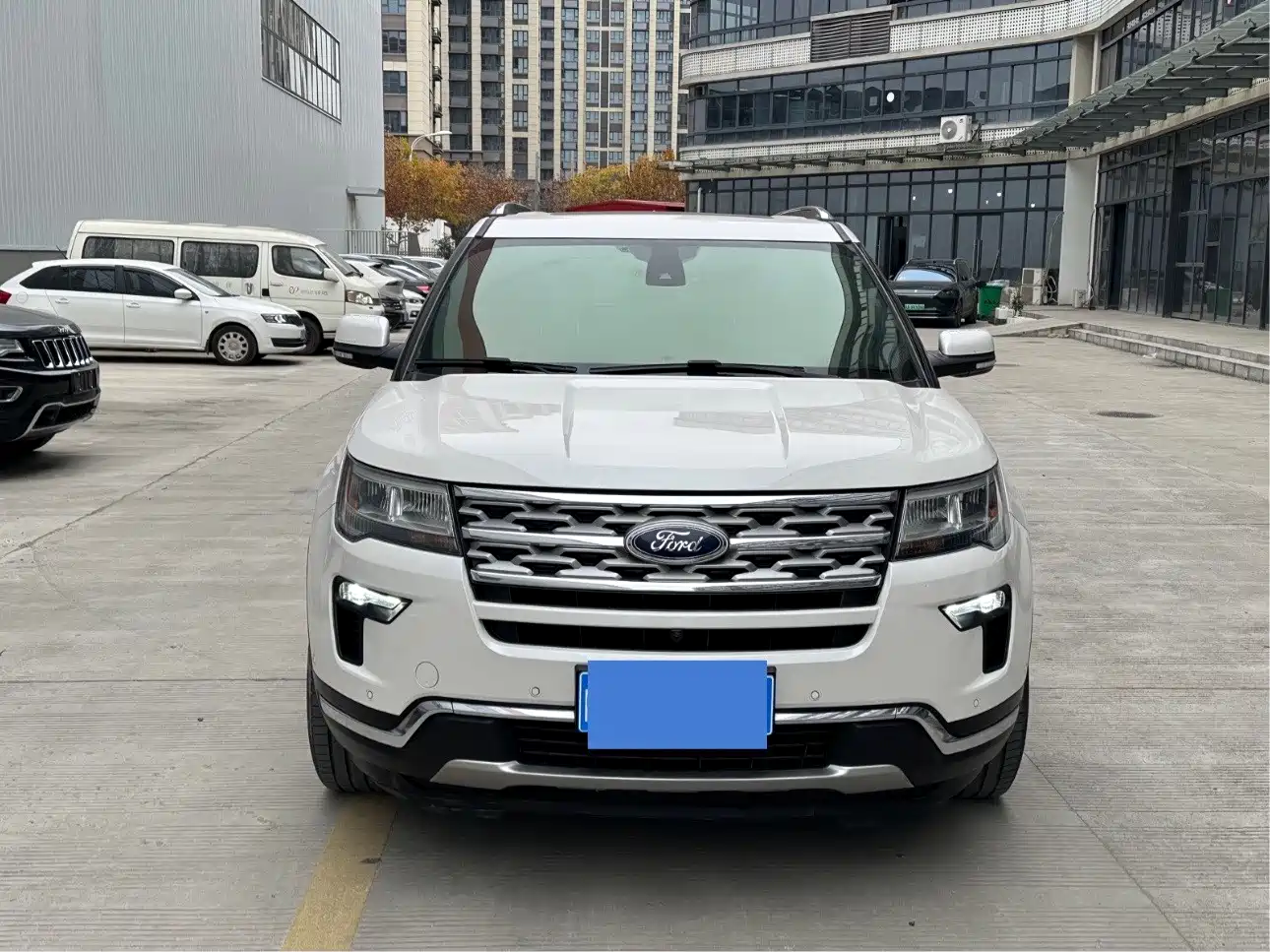 Ford Explorer (Import) 2018 2.3T Elite Edition фото 2