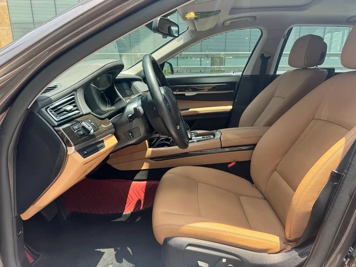 BMW 7 Series 2014 730Li Premium фото 9