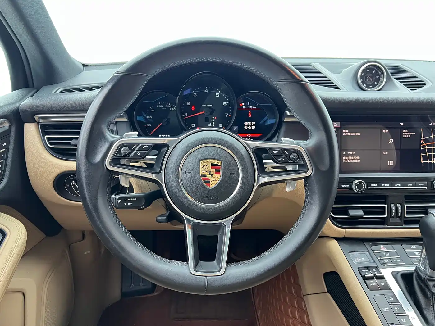 Porsche Macan 2018 Macan 2.0T фото 9