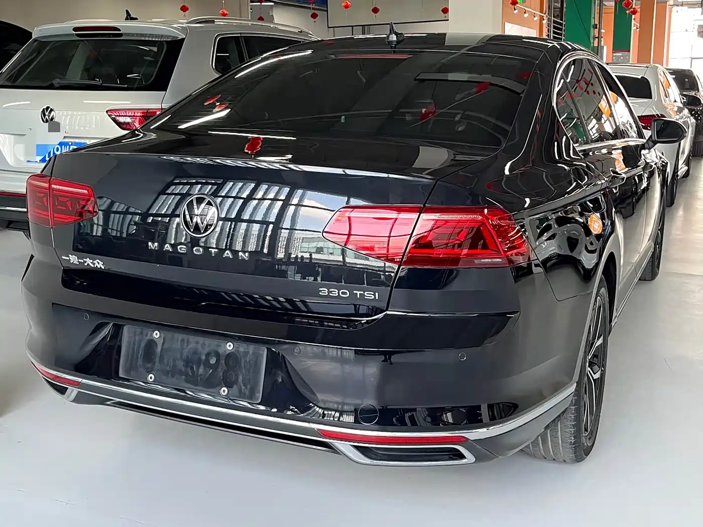 Volkswagen Magotan 2020 330TSI DSG Luxury фото 4