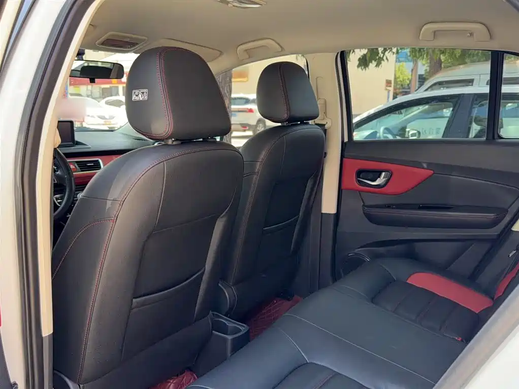 Haval H1 2015 1.5L AMT Luxury фото 14