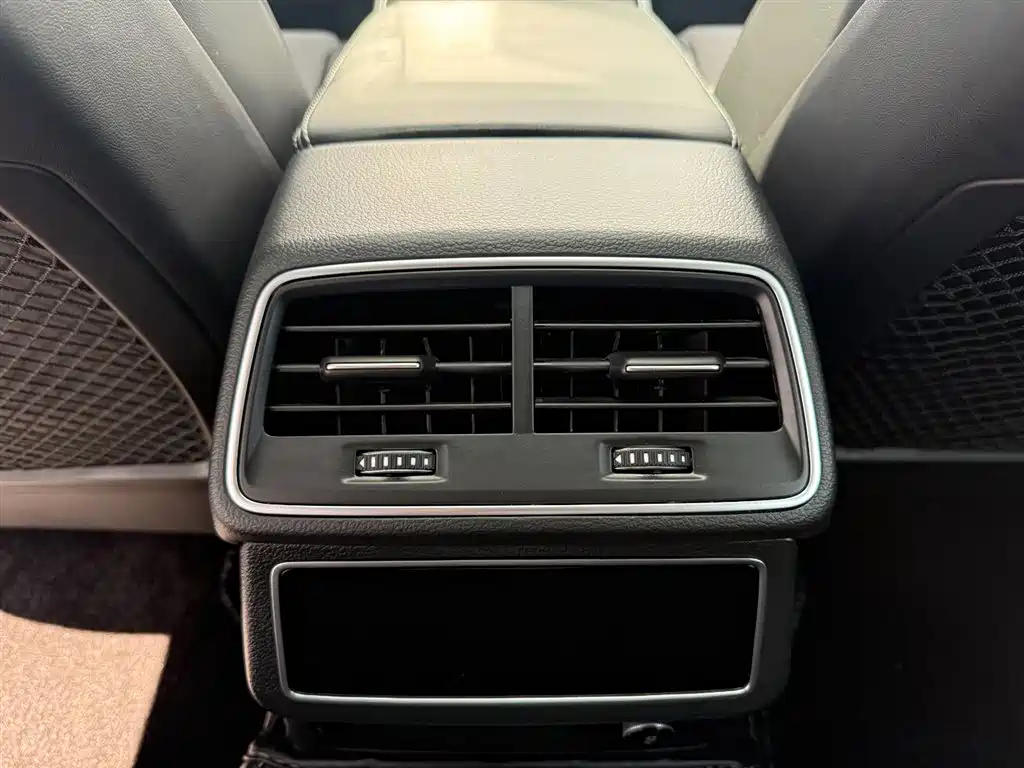 Audi A6L 2024 45 TFSI quattro Premium Dynamic фото 7