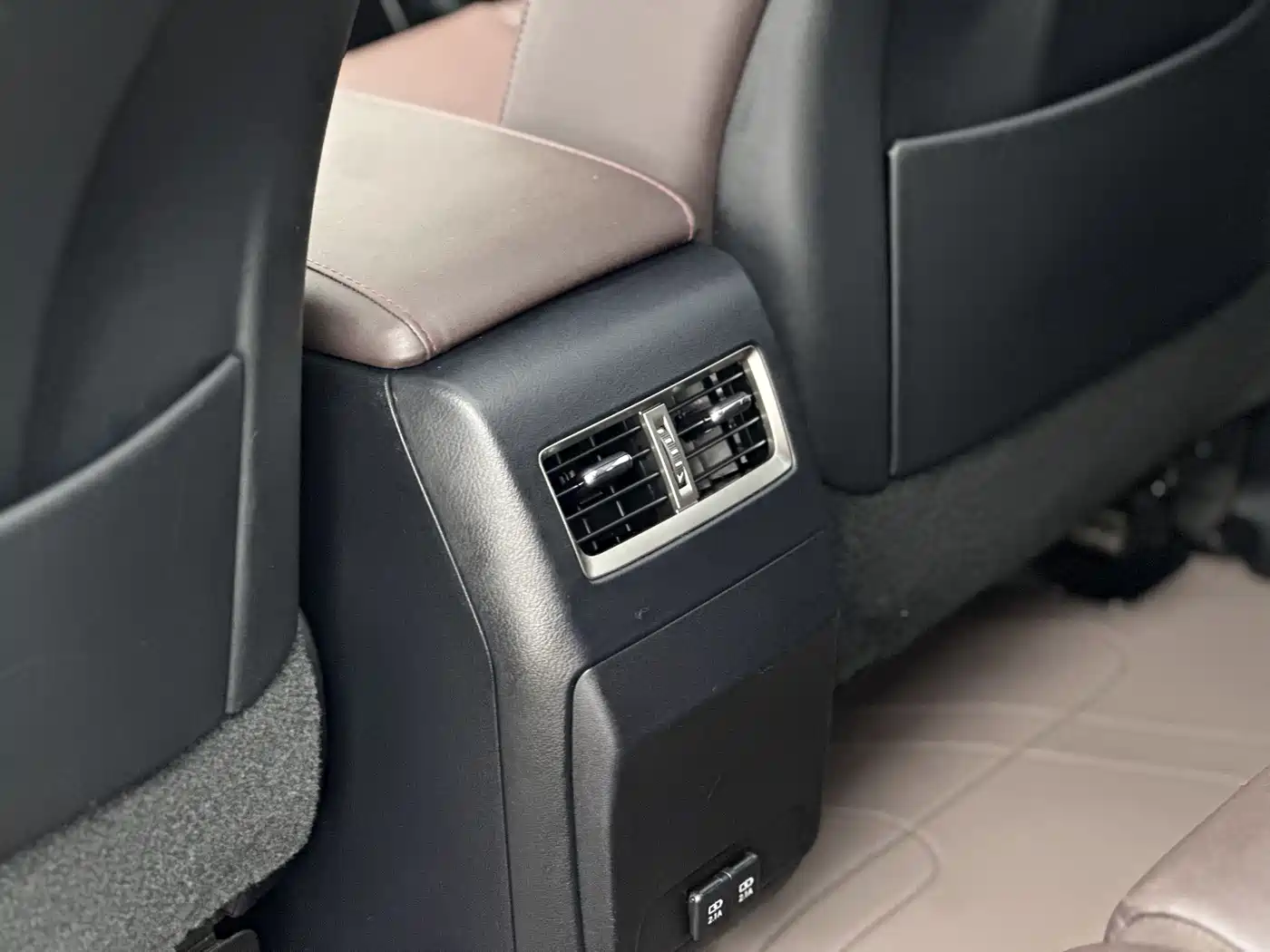 Lexus RX 2020 300 4WD Elegance Edition China VI фото 13
