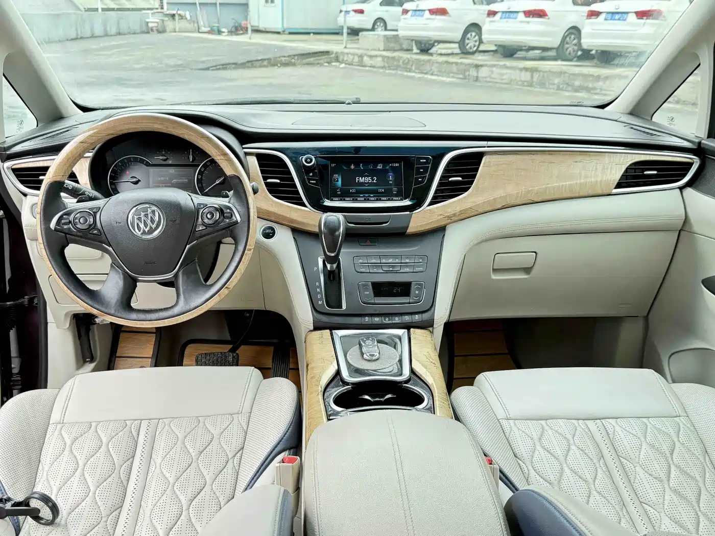 Buick GL8 2017 ES 28T Comfort Type China V фото 5