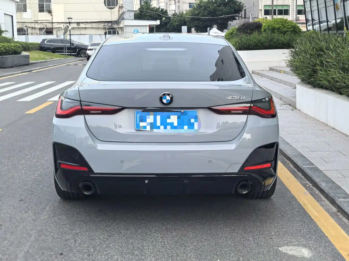 BMW 4 Series 2024 430i Gran Coupe M Sport Shadowline Package фото 5