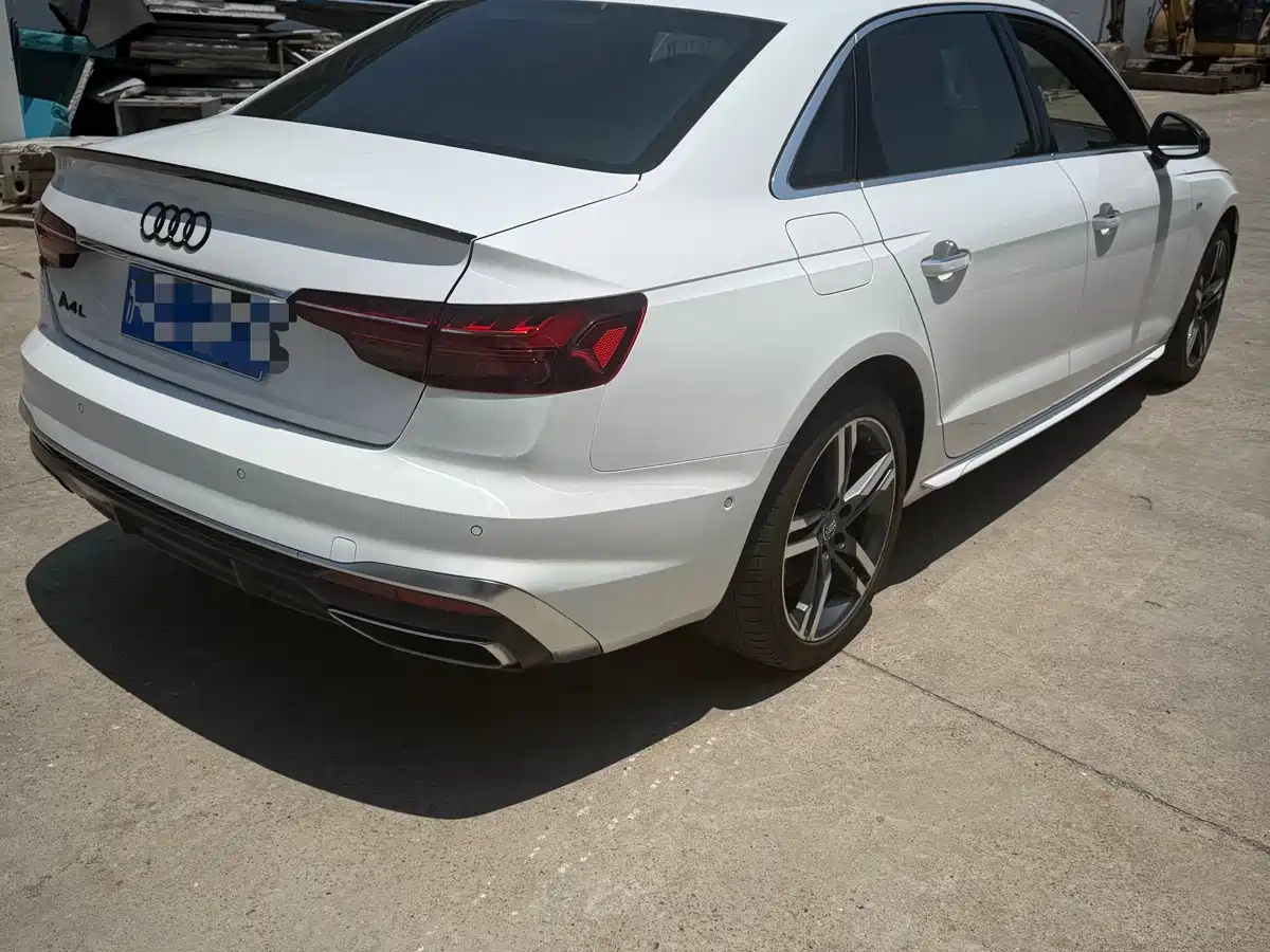 Audi A4L 2020 35 TFSI Fashion Dynamic Edition фото 8
