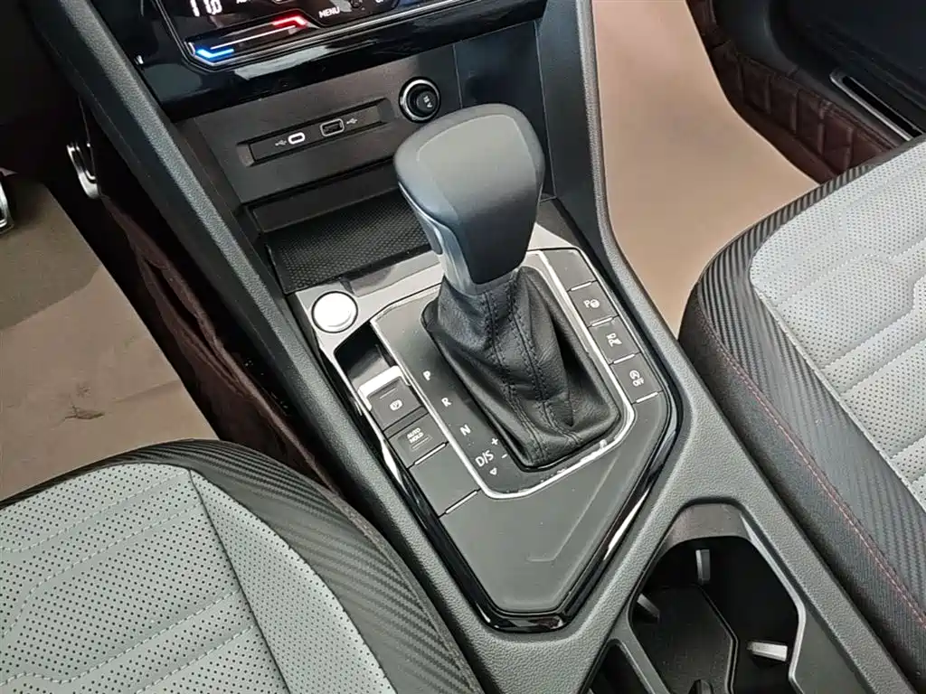 Volkswagen Tiguan X 2022 330TSI 2WD Flagship Edition фото 14
