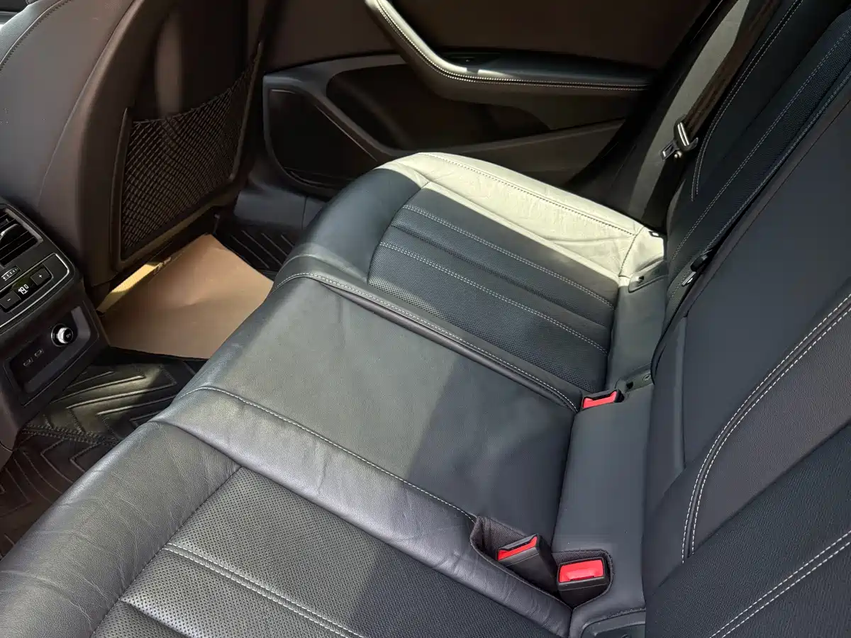 Audi A4L 2020 35 TFSI Fashion Dynamic Edition фото 5