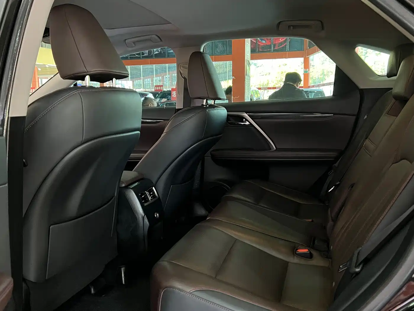 Lexus RX 2016 300 2WD Comfort Edition China V фото 8