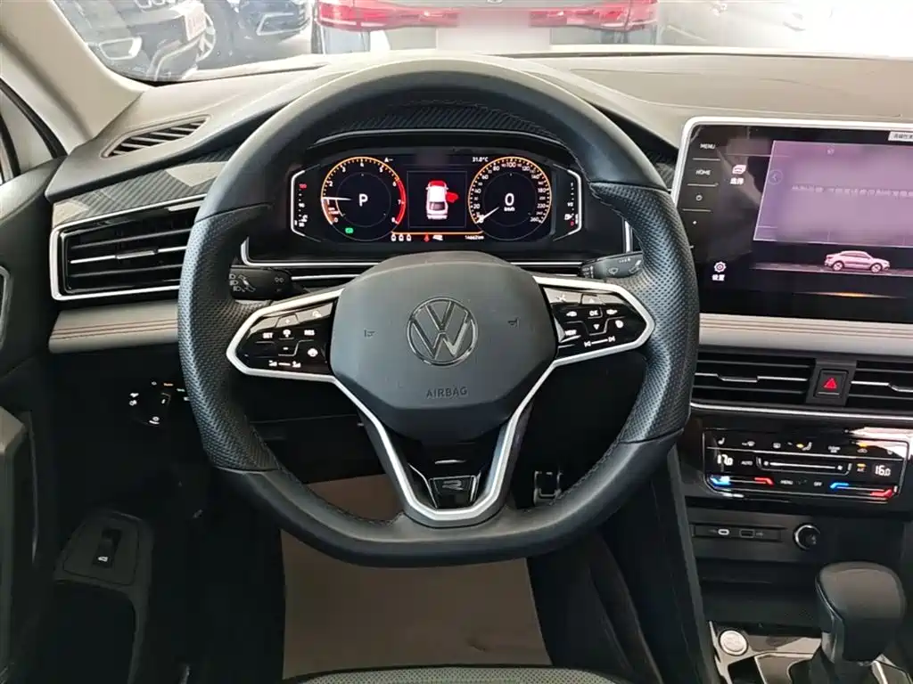 Volkswagen Tiguan X 2022 330TSI 2WD Flagship Edition фото 11