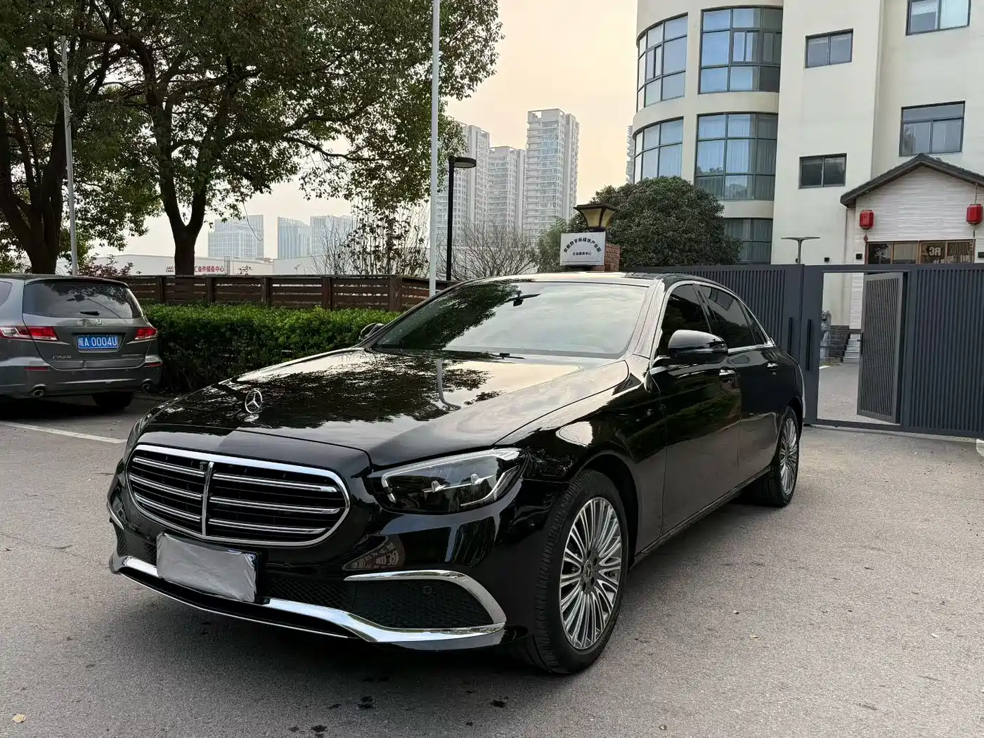 Mercedes-Benz E-Class 2023 E 300 L Luxury