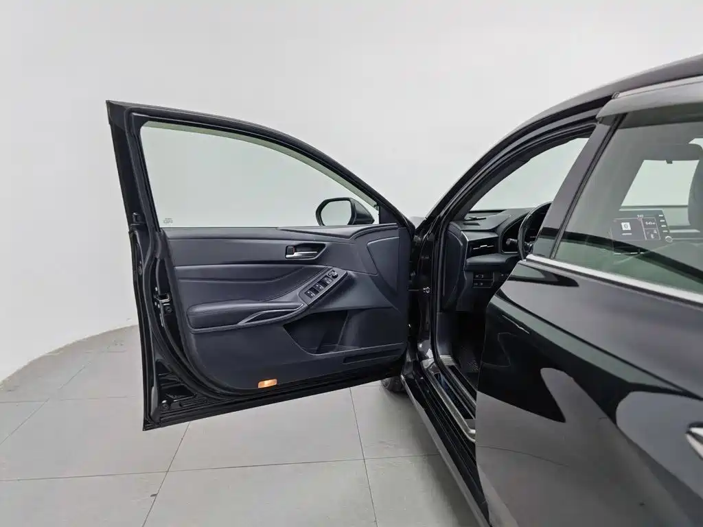 Toyota Avalon 2020 2019 Hybrid 2.5L Luxury Edition China VI