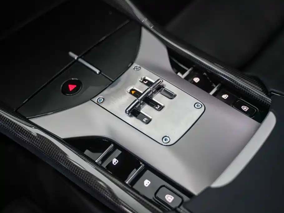 Ferrari Purosangue 2025 2023 6.5L V12