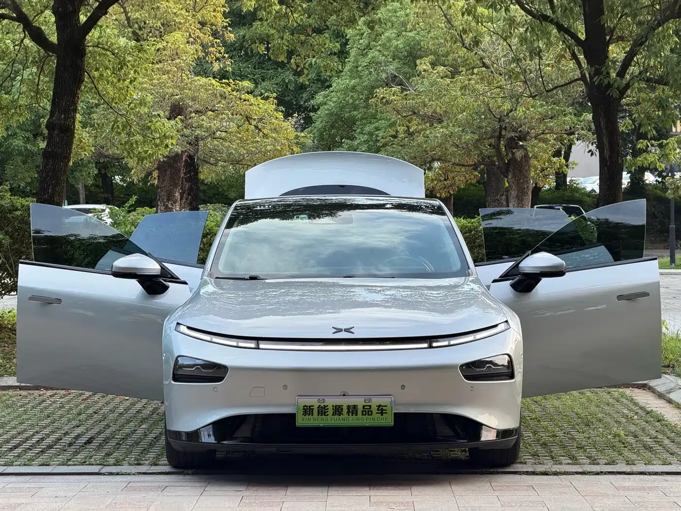 XIAOPENG P7