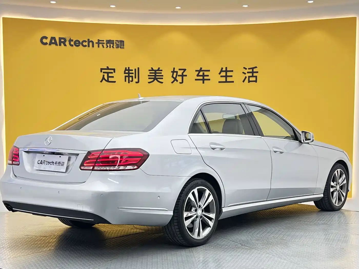 Mercedes-Benz E-Class 2014 E 260 L Sport фото 26