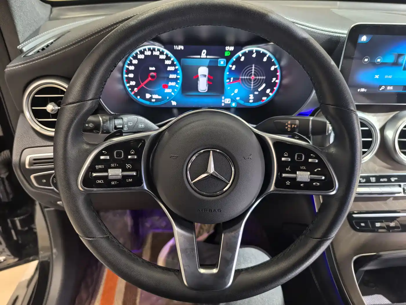Mercedes-Benz GLC 2020 GLC 260 L 4MATIC Luxury фото 10