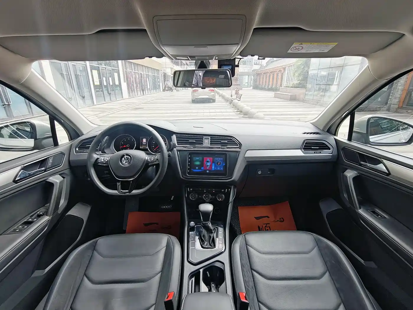 Volkswagen Tiguan L 2017 330TSI Automatic 2WD Comfort Edition фото 17