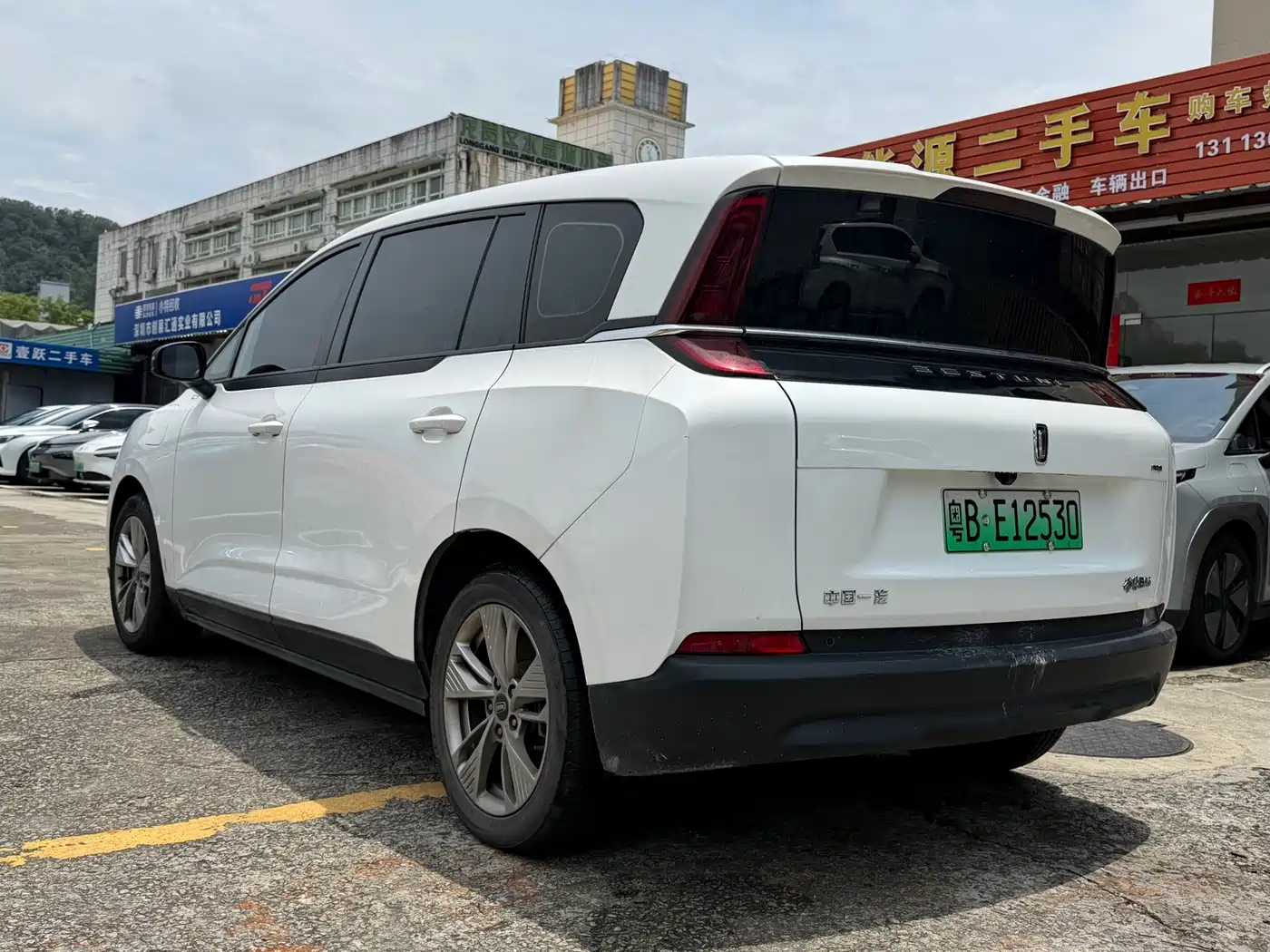 Besturn Bestune NAT 2024 2023 PRO Comfort Travel Battery Swap Edition 401km