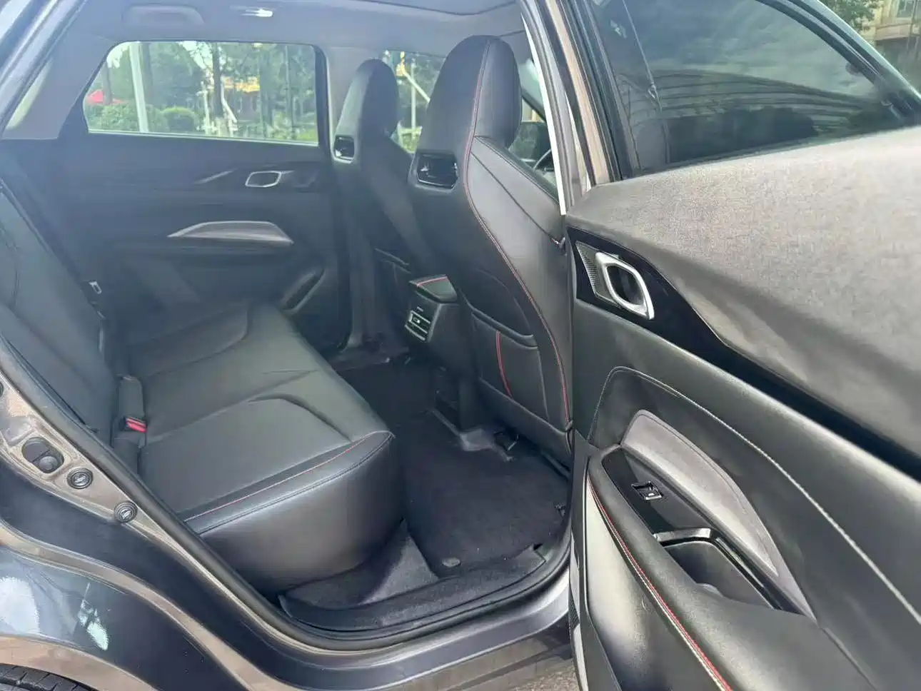 Changan Oshan Z6 2023 2022 Blue Whale 1.5T DCT Intelligent Leader