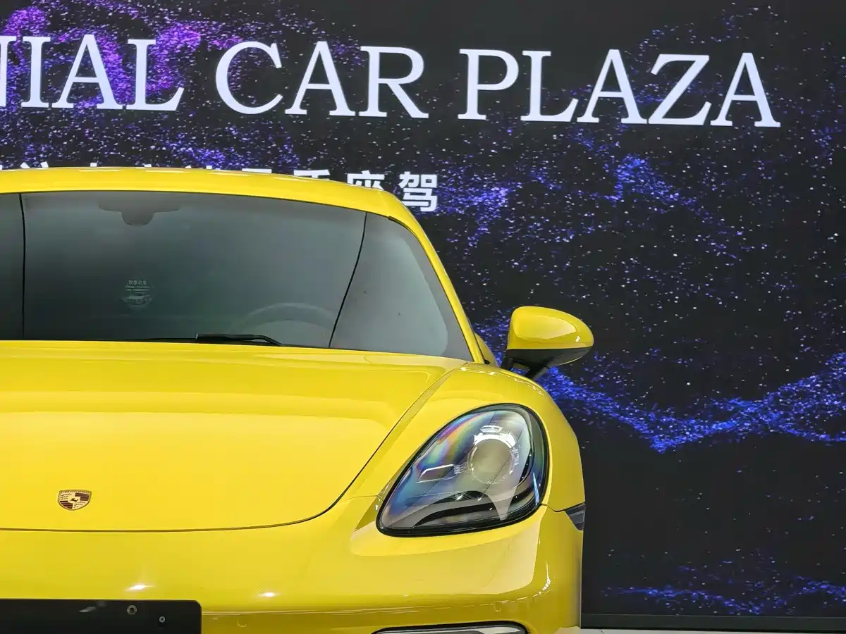 Porsche 718 2017 2016 Cayman 2.0T