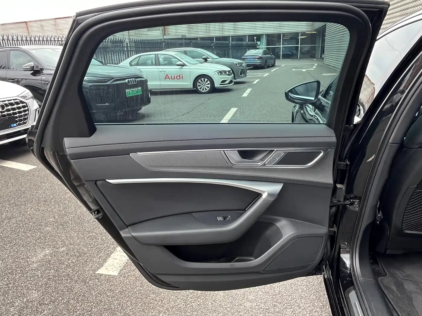 Audi A6L 2023 Facelift 40 TFSI Luxury Dynamic фото 10