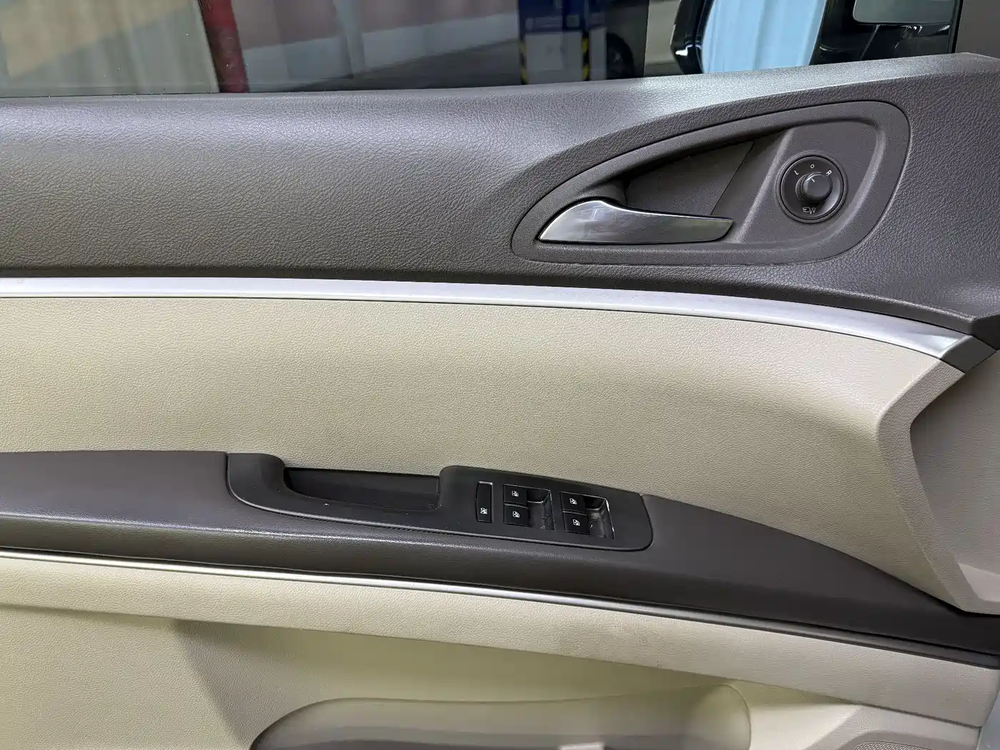 Buick GL8 2011 3.0L GT Luxury Business Elegance Edition фото 17
