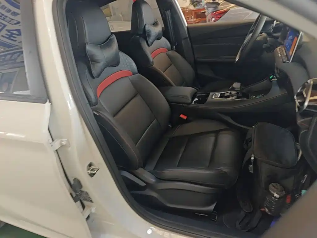 MG MG5 2025 2025 300TGI Global Flagship