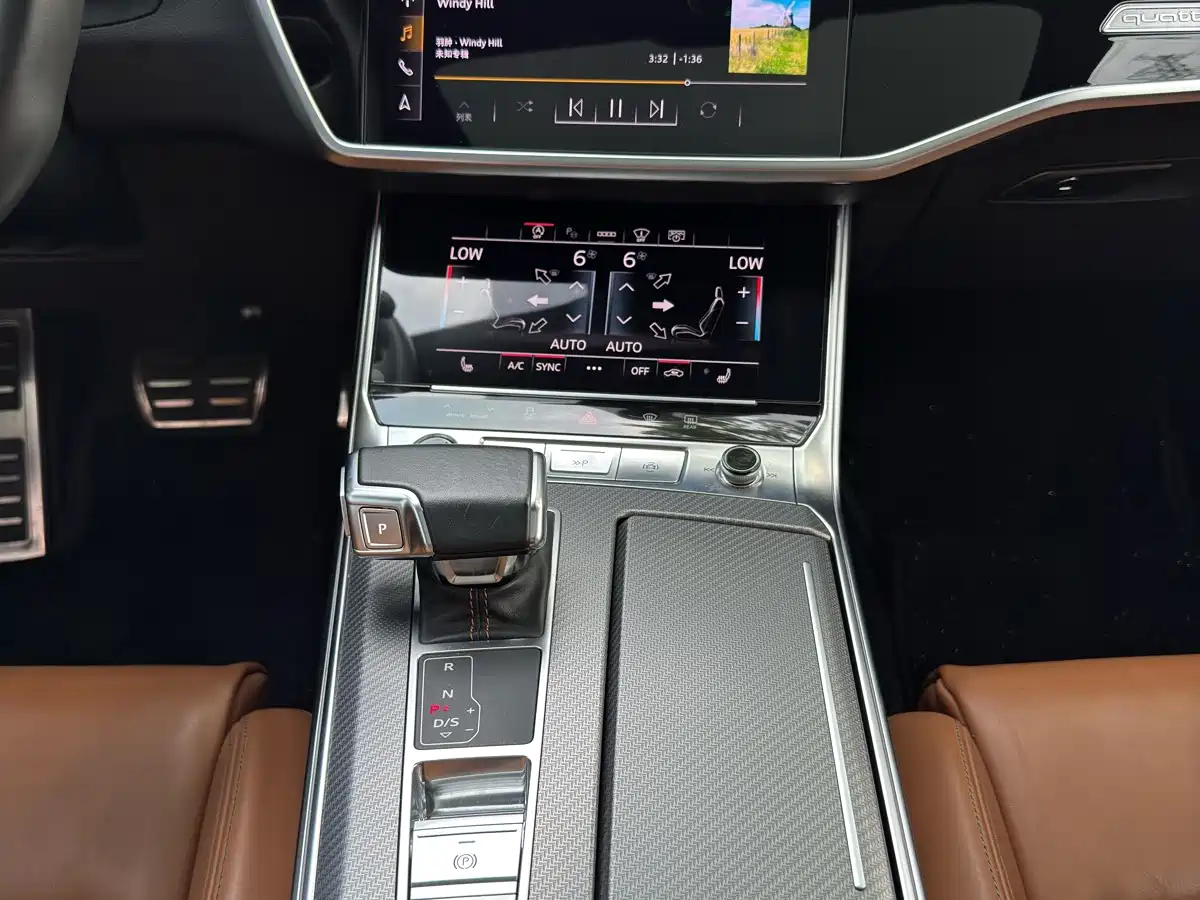 Audi A7L 2022 2022 55 TFSI quattro S-line edition one Pioneer Edition