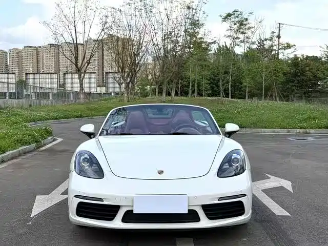Porsche 718 2020 Boxster 2.0T фото 2