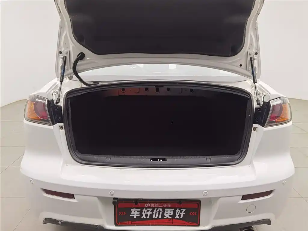 Mitsubishi Lancer EX 2015 1.8L CVT Premium Edition China V фото 16