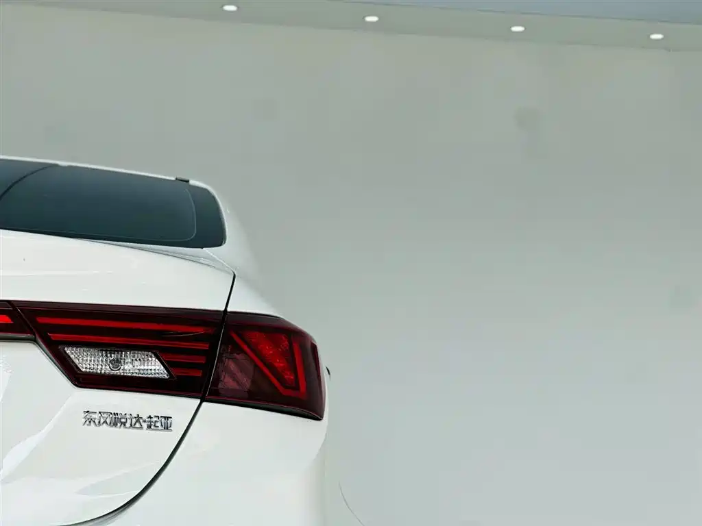 Kia K3 2021 1.5L CVT Refreshed Edition фото 11