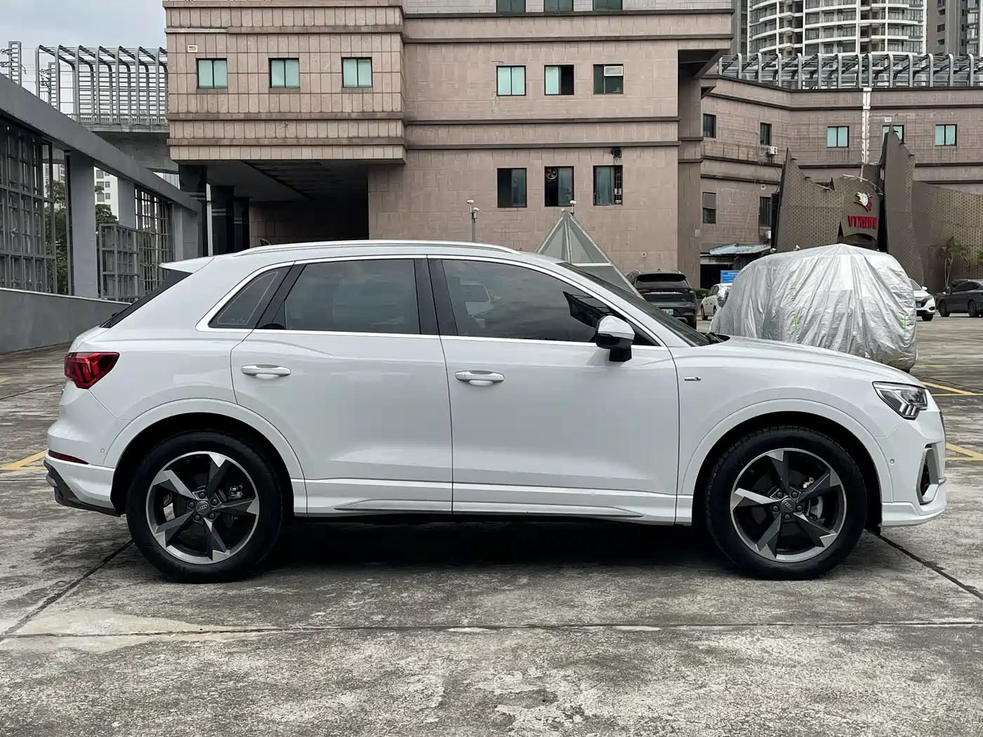 Audi Q3 2020 35 TFSI Fashion Dynamic фото 24