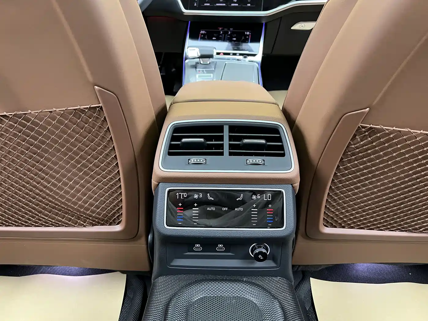 Audi A6L 2025 Model 45 TFSI Premium Dynamic + Ventilation Comfort Package фото 25