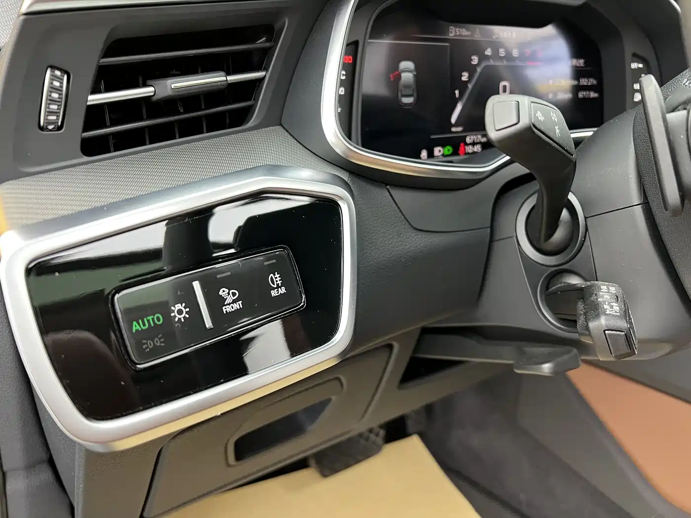 Audi A6L 2025 Model 45 TFSI Premium Dynamic + Ventilation Comfort Package фото 4