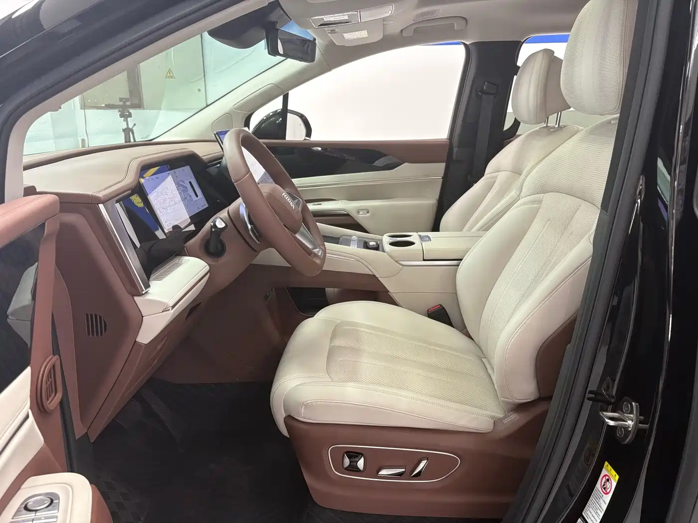 BYD Xia 2025 2025 DM-i 1.5T 180km Excellence