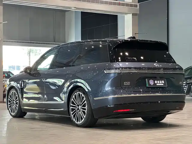 NIO ES8 2025 Base Model — фото 3