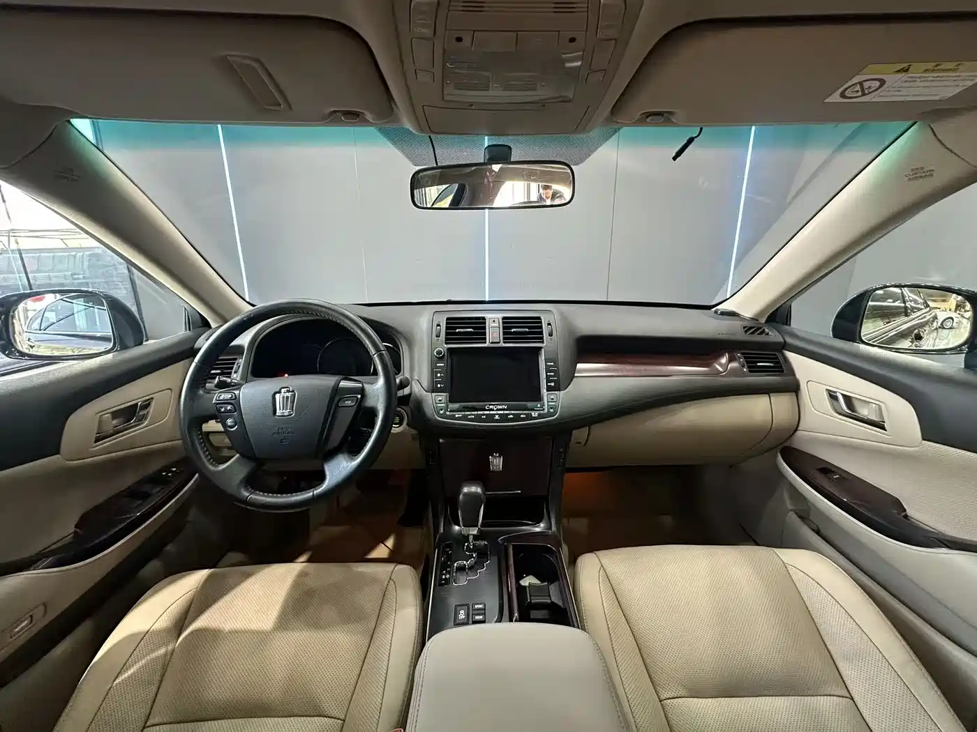 Toyota Crown 2010 2.5L Royal Leather Sunroof фото 9