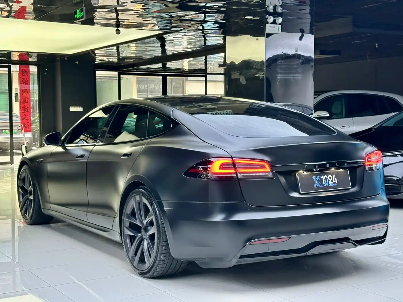 Tesla Model S 2023 Dual Motor All-Wheel Drive Edition фото 6