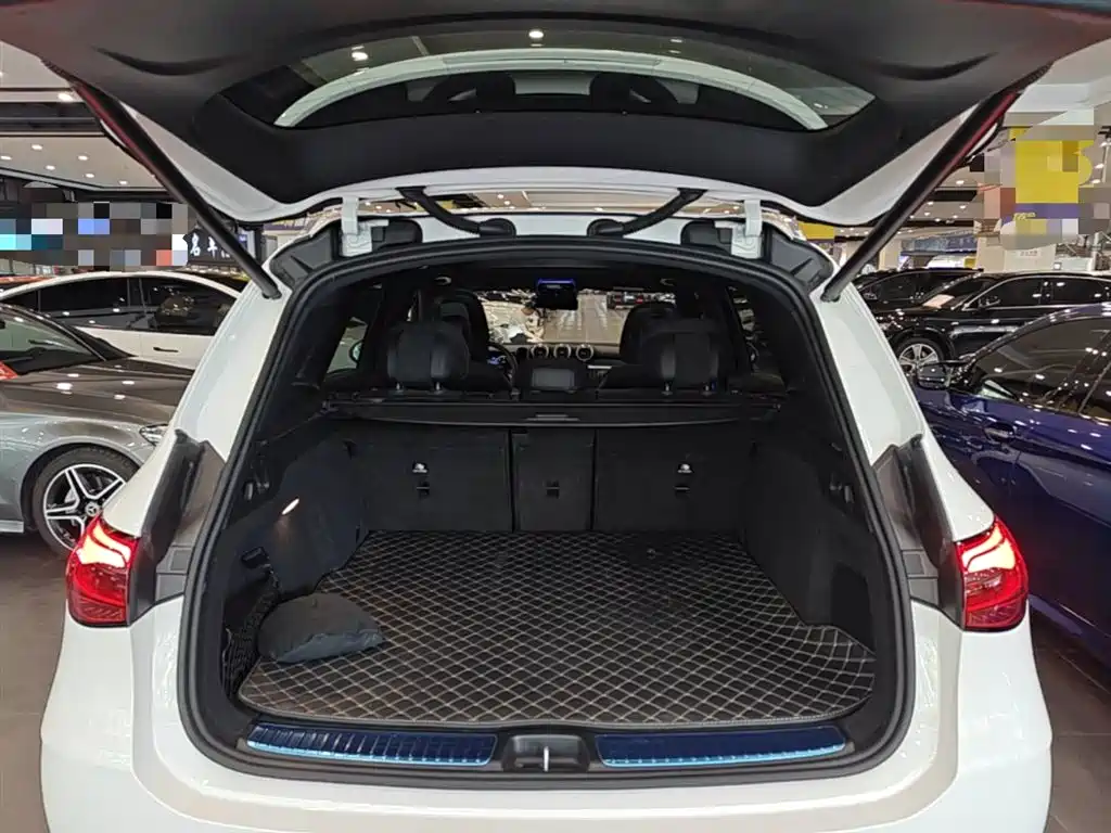 Mercedes-Benz GLC 2023 Facelift GLC 300 L 4MATIC Sport 5-Seater фото 19