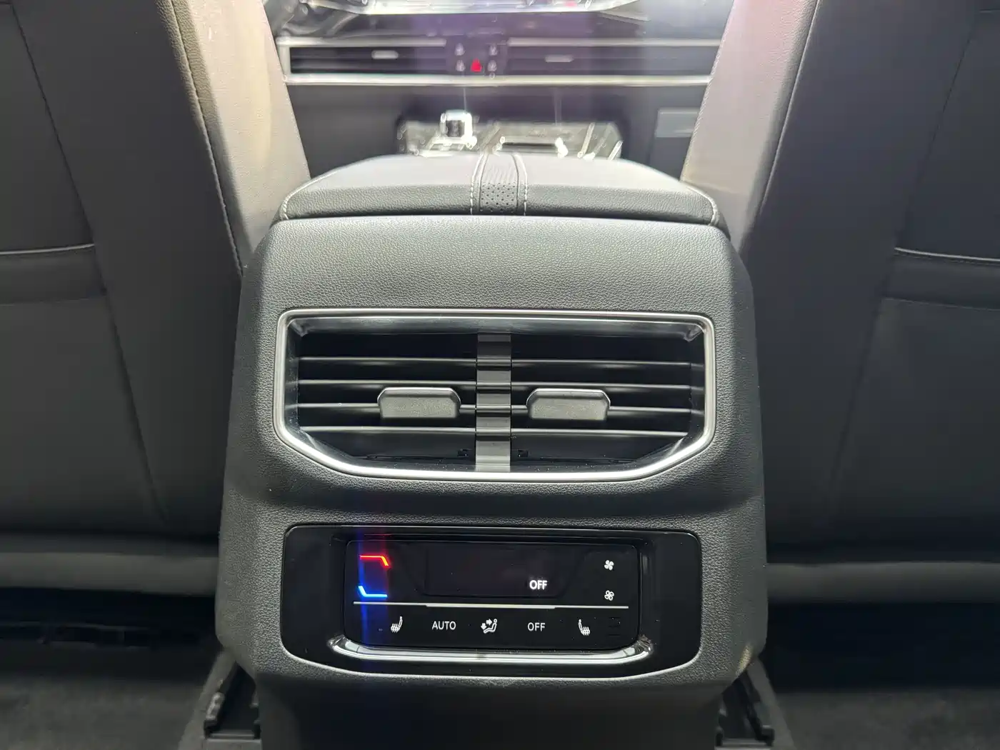Volkswagen Talagon 2022 380TSI 4WD Luxury Premium Pro Edition 7-Seater фото 16