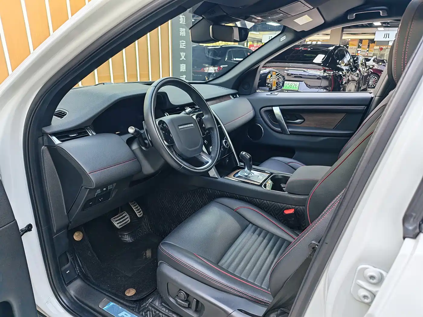 LAND ROVER DISCOVER SPORTS