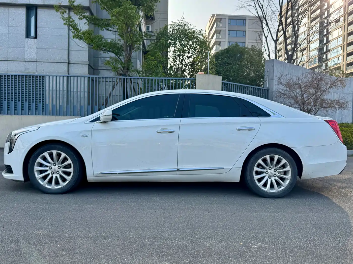 Cadillac XTS 2018 28T Technology фото 4