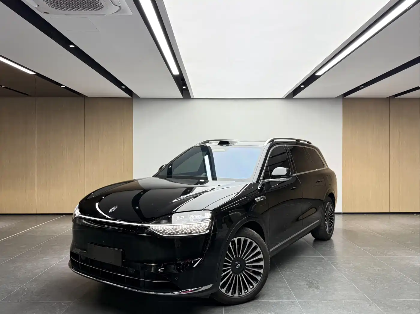 AITO Wenjie AITO M9 2024 2024 Range Extender Max Edition 42kWh 6-seater