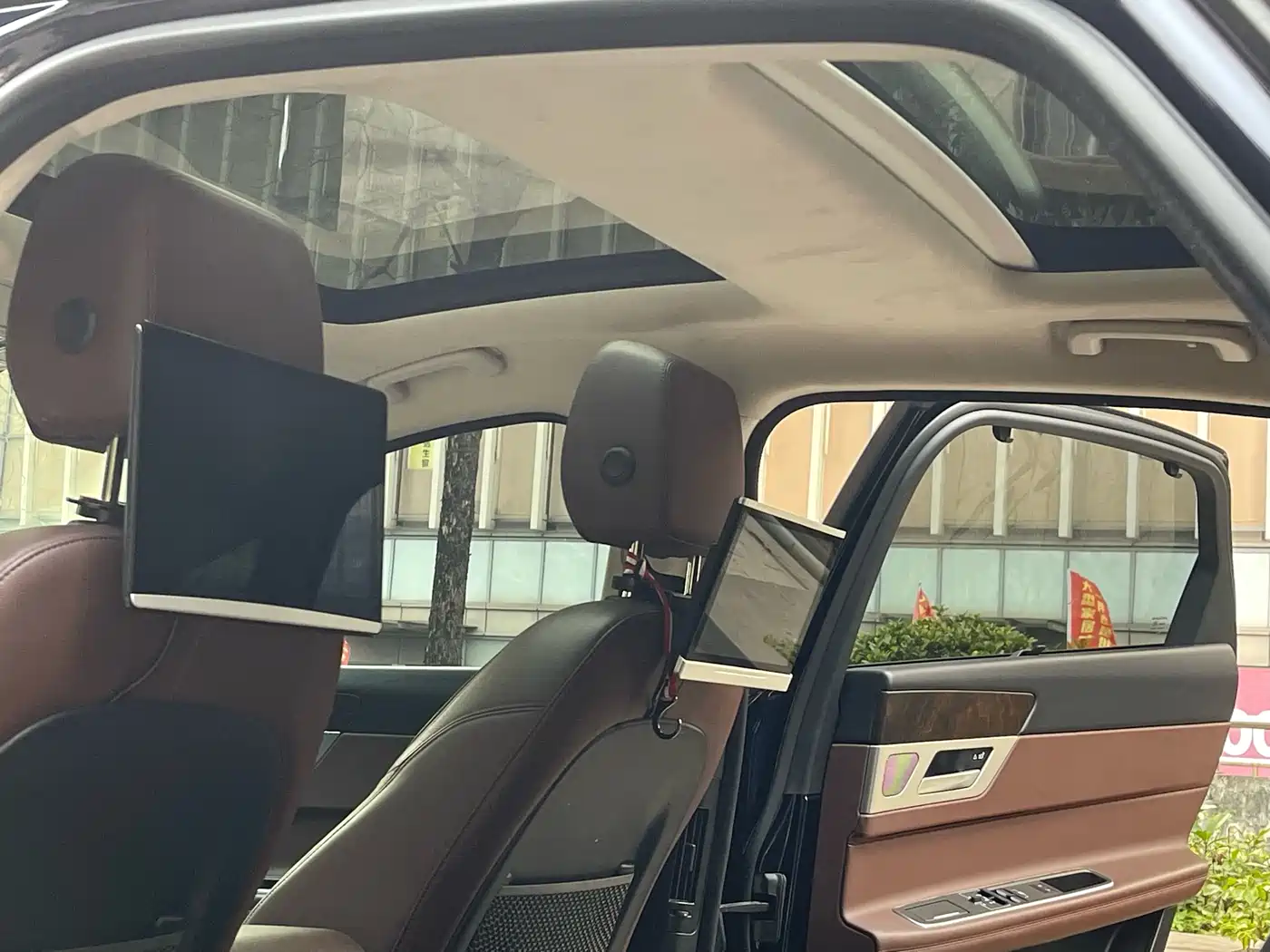 Jaguar XFL 2020 XFL 2.0T P250 4WD Premium Edition фото 11