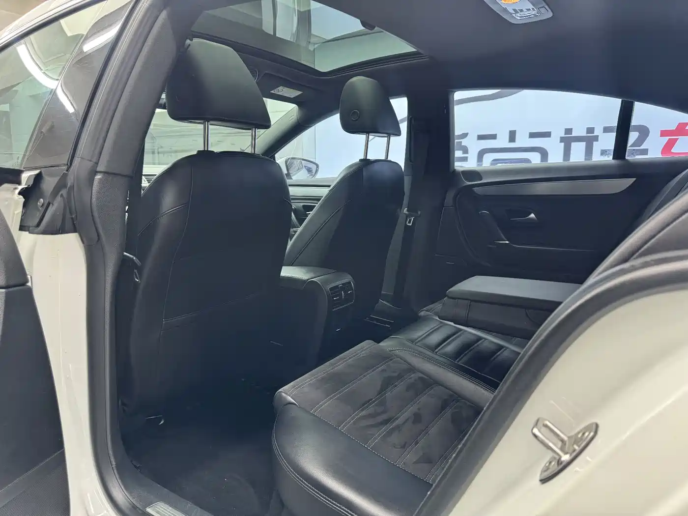 Volkswagen FAW-Volkswagen CC 2018 1.8TSI Premium фото 11